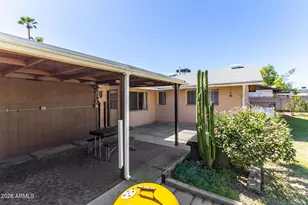 1068 E Frost Dr, Tempe, AZ 85282 - Photo 29