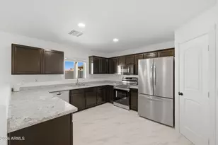 970 E Christopher St, San Tan Valley, AZ 85140 - Photo 11