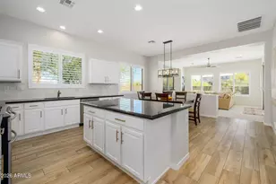 38723 N Red Tail Ln, Phoenix, AZ 85086 - Photo 23