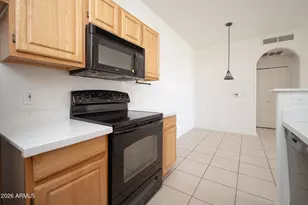 2929 W Yorkshire Dr, Phoenix, AZ 85027 - Photo 15