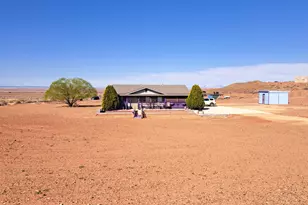 3001 Mountain Dr, Winslow, AZ 86047 - Photo 1