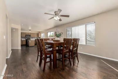 15945 W Cottonwood Street, Surprise, AZ 85374 - Photo 9