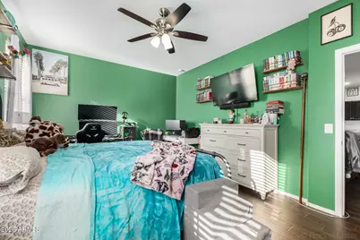 2424 W Tamarisk Avenue, Phoenix, AZ 85041 - Photo 17