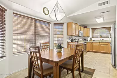 12002 N 79th Drive, Peoria, AZ 85345 - Photo 9