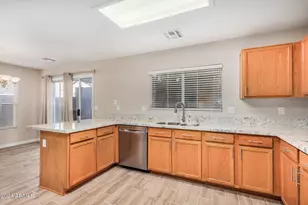 8930 E Yucca St, Scottsdale, AZ 85260 - Photo 17