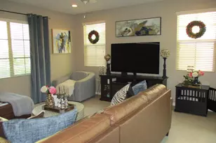 856 S Agnes Ln, Gilbert, AZ 85296 - Photo 3