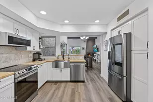 7984 E Cactus Wren Rd, Scottsdale, AZ 85250 - Photo 1