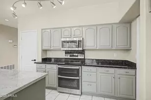 1739 E Monte Cristo Ave, Phoenix, AZ 85022 - Photo 5