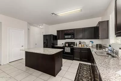 5149 E Smoky Quartz Road, San Tan Valley, AZ 85143 - Photo 9