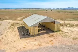 1285 W Kings Ct, Paulden, AZ 86334 - Photo 3