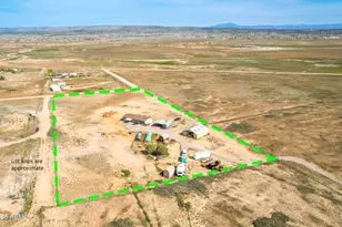 1285 W Kings Ct, Paulden, AZ 86334 - Photo 5