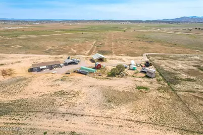 1285 W Kings Court, Paulden, AZ 86334 - Photo 33