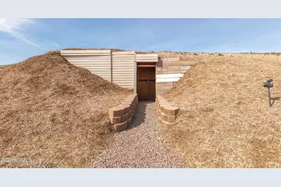 1285 W Kings Court, Paulden, AZ 86334 - Photo 13