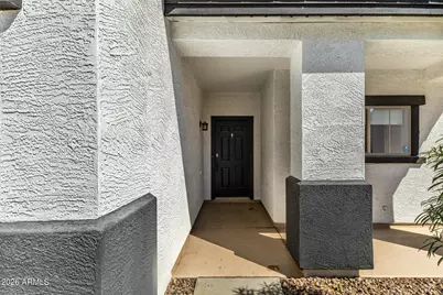 1105 E Parkview Court, Gilbert, AZ 85295 - Photo 5