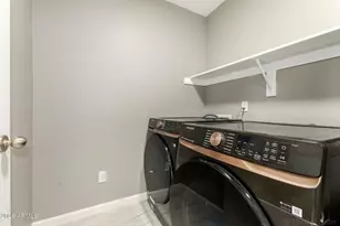 1105 E Parkview Ct, Gilbert, AZ 85295 - Photo 23