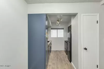 721 E Montebello Avenue #Unit 108, Phoenix, AZ 85014 - Photo 13