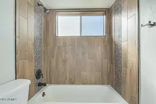 721 E Montebello Ave, Phoenix, AZ 85014 - Photo 21