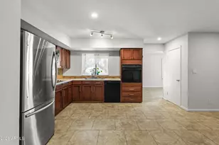 5912 W Evans Dr, Glendale, AZ 85306 - Photo 9