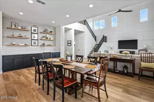 1812 E Fallen Leaf Ln, Phoenix, AZ 85024 - Photo 9