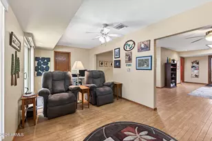 10723 W Saratoga Cir, Sun City, AZ 85351 - Photo 29