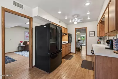 10723 W Saratoga Circle, Sun City, AZ 85351 - Photo 17