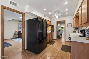 10723 W Saratoga Cir, Sun City, AZ 85351 - Photo 17