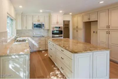 2533 W Laguna Azul Avenue, Mesa, AZ 85202 - Photo 7