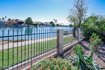 2533 W Laguna Azul Avenue, Mesa, AZ 85202 - Photo 3