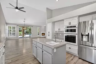 9038 E Nacoma Dr, Sun Lakes, AZ 85248 - Photo 11