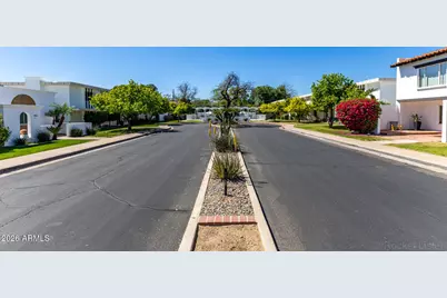 1919 E Medlock Drive, Phoenix, AZ 85016 - Photo 35