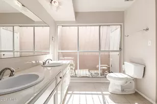 1919 E Medlock Dr, Phoenix, AZ 85016 - Photo 17