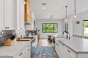 4164 E Camelback Rd, Phoenix, AZ 85018 - Photo 3