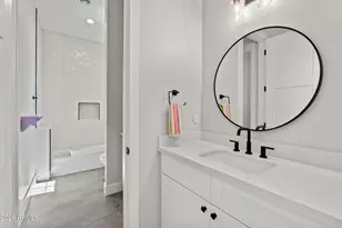 4164 E Camelback Rd, Phoenix, AZ 85018 - Photo 39