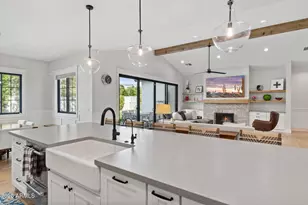 4164 E Camelback Rd, Phoenix, AZ 85018 - Photo 15