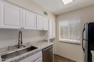 7141 N 16th St, Phoenix, AZ 85020 - Photo 11