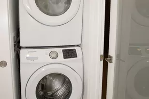 353 E Thomas Rd, Phoenix, AZ 85012 - Photo 13