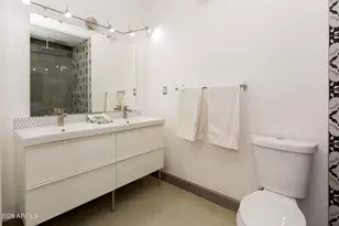 353 E Thomas Rd, Phoenix, AZ 85012 - Photo 9