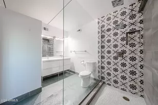 353 E Thomas Rd, Phoenix, AZ 85012 - Photo 51