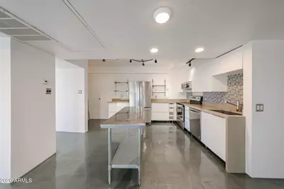 353 E Thomas Road #Unit C501, Phoenix, AZ 85012 - Photo 27