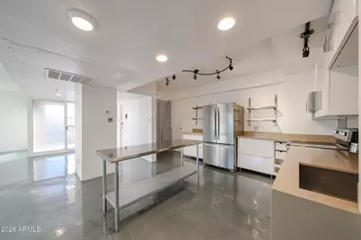353 E Thomas Road #Unit C501, Phoenix, AZ 85012 - Photo 5