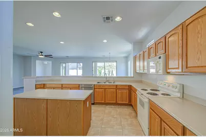 3854 E County Down Drive, Chandler, AZ 85249 - Photo 11