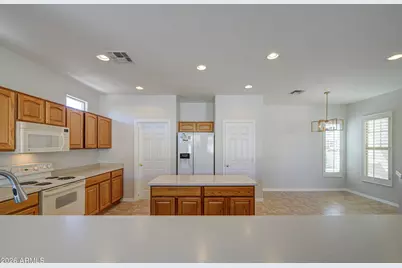 3854 E County Down Drive, Chandler, AZ 85249 - Photo 9
