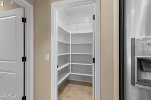 2327 E Harwell Rd, Phoenix, AZ 85042 - Photo 29