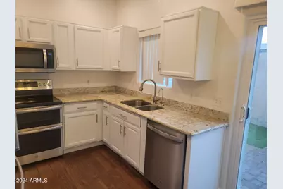 17201 N 16th Drive #Apt 1, Phoenix, AZ 85023 - Photo 7