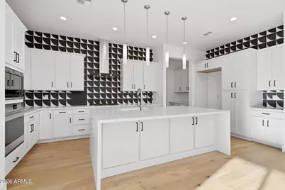 100 W Northern Avenue #4, Phoenix, AZ 85021 - Photo 3