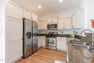 5344 W Molly Ln, Phoenix, AZ 85083 - Photo 13