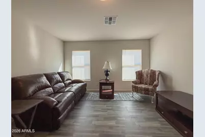 1209 W Seagoe Avenue, Coolidge, AZ 85128 - Photo 5