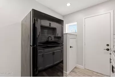 840 E Turney Avenue #Apt 3, Phoenix, AZ 85014 - Photo 7