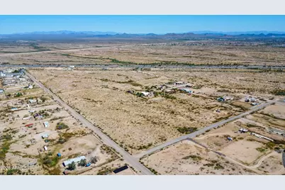 19300 W Roadrunner Road #-, Wittmann, AZ 85361 - Photo 7