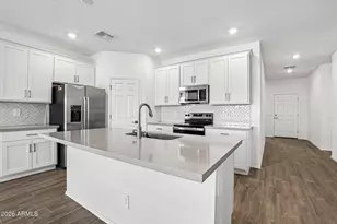 24071 W Huntington Dr, Buckeye, AZ 85326 - Photo 9